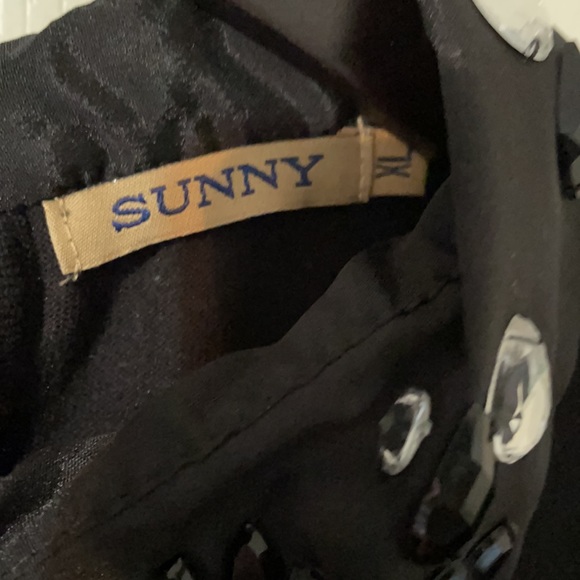 Embellished collar knit top - Picture 3 of 5